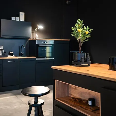 Design Loft - Heimkino - Zentral - Parkplatz - Tischkicker - Kueche Lägenhet