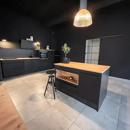 Design Loft - Heimkino - Zentral - Parkplatz - Tischkicker - Kueche