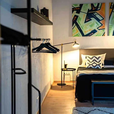 Design Loft - Heimkino - Zentral - Parkplatz - Tischkicker - Kueche Lägenhet *