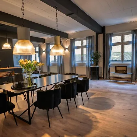 Design Loft - Heimkino - Zentral - Parkplatz - Tischkicker - Kueche