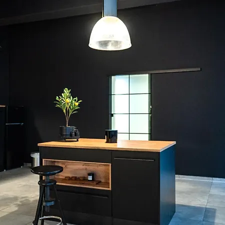 Design Loft - Heimkino - Zentral - Parkplatz - Tischkicker - Kueche *