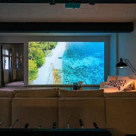 Design Loft - Heimkino - Zentral - Parkplatz - Tischkicker - Kueche