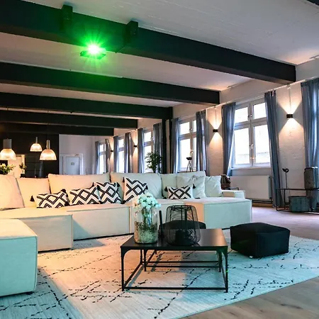 Design Loft - Heimkino - Zentral - Parkplatz - Tischkicker - Kueche 아파트