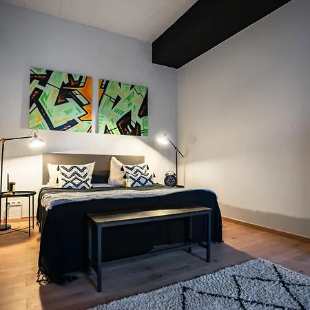 Apartman Design Loft - Heimkino - Zentral - Parkplatz - Tischkicker - Kueche