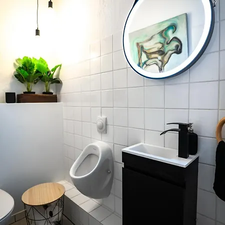 Design Loft - Heimkino - Zentral - Parkplatz - Tischkicker - Kueche