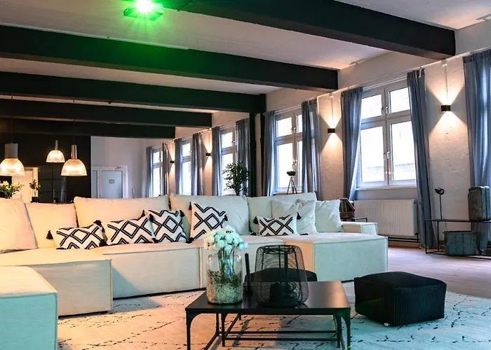 Design Loft - Heimkino - Zentral - Parkplatz - Tischkicker - Kueche شقة