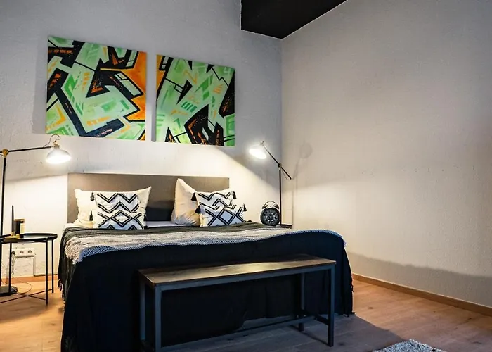 شقة Design Loft - Heimkino - Zentral - Parkplatz - Tischkicker - Kueche